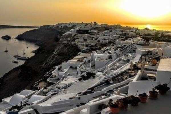 Santorini Private Tour - Oia, Imerovigli, Pyrgos