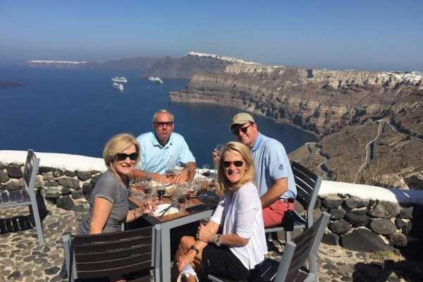 Santorini Sightseeing & Wine Tour