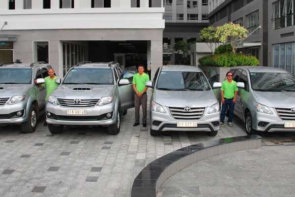 Private airport pick up to Ho Chi Minh City center - Vietnam Travel Agency