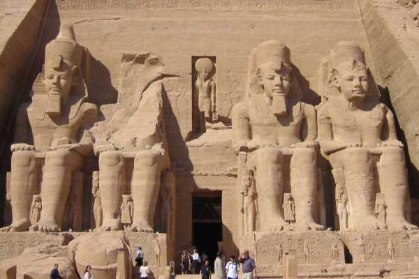 Marsa alam tours Luxor Aswan and Abu Simbel Three days tour from Makadi