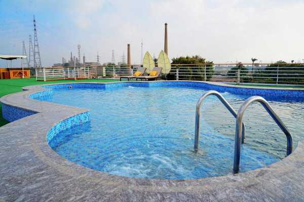 Marsa alam tours 5 Days Nile Cruise Between Luxor and Aswan on Blue Shadow