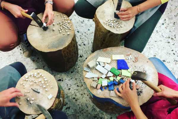 Visita & Laboratorio di Mosaico per famiglie a Ravenna