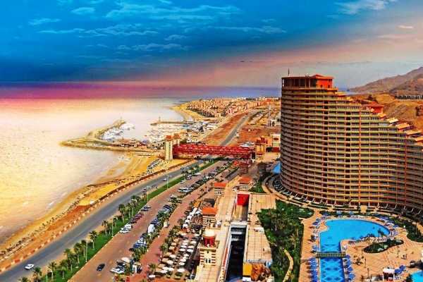 Excursies Egypte Transfert a&eacute;roport priv&eacute; de l'a&eacute;roport d'Hurghada &agrave; Louxor