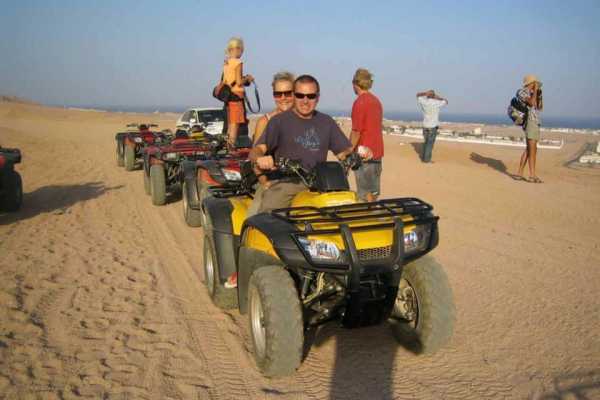 Excursies Egypte SUNSET DESERT SAFARI EXCURSIONS QUAD MARSA ALAM