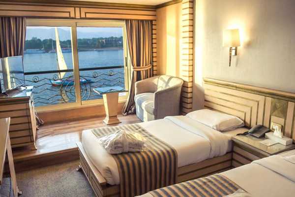 Marsa alam tours 4 Days Nile cruise between Aswan and Luxor from Cairo