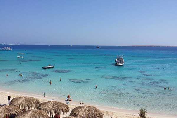 Daily tours Egypt VIAJE DE SNORKEL A SHARM EL NAGA DESDE HURGHADA