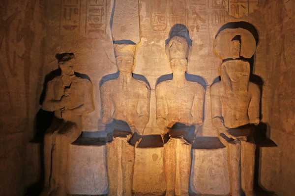 Daily tours Egypt EXCURSI&Oacute;N PRIVADA DE UN D&Iacute;A A ABU SIMBEL DESDE ASU&Aacute;N