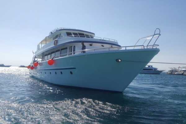 Daily tours Egypt PASEO EN BARCO PRIVADO SAHL HASHEESH