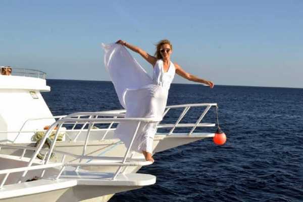 El Gouna Tours Private Full-day Snorkeling Boat to Tiran Island from Sharm El sheikh