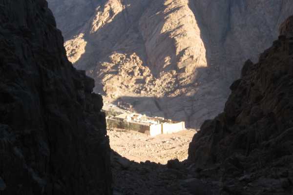 EMO TOURS EGYPT Private Tour To Mount Sinai And St.Catherine Monastery From Dahab