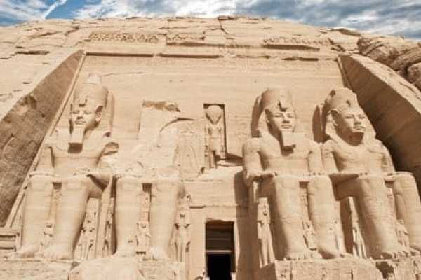 Daily tours Egypt 5-DAAGS CA&Iuml;RO, ASWAN EN ABU SIMBEL TOURPAKKET