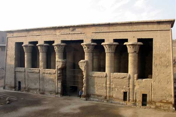 Marsa alam tours Half day tour to Esna Temple from Luxor