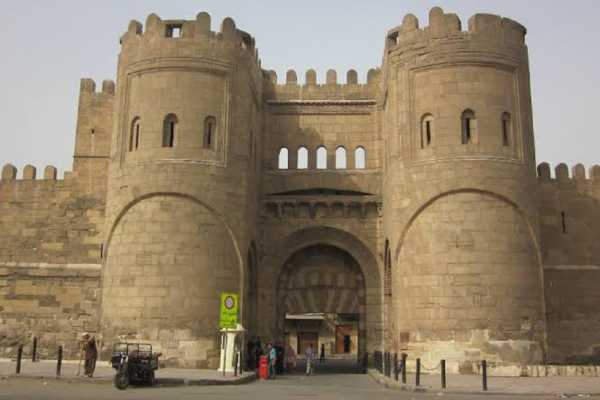 El Gouna Tours Day Tour To Giza Pyramids Old Cairo Citadel  & Bazaar