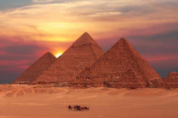 Daily tours Egypt TOUR DE UN D&Iacute;A A LAS PIR&Aacute;MIDES DE GIZA MEMPHIS SAKKARA DESDE SHARM EL SHEIKH