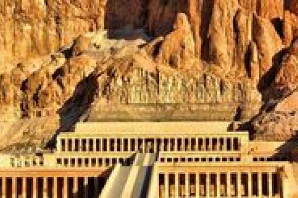Daily tours Egypt TRASLADO DE LUXOR AL AEROPUERTO DE MARSA ALAM