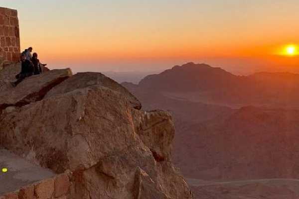 Daily tours Egypt VIAJE AL MONTE MOISÉS Y AL MONASTERIO DE SANTA CATALINA DESDE HURGHADA