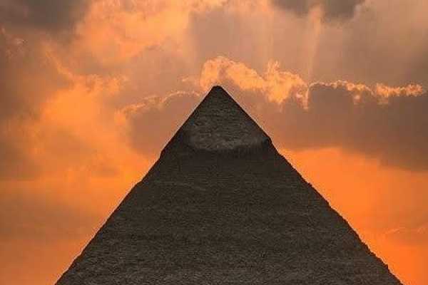 Daily tours Egypt TRASLADO DESDE EL CAIRO AL AEROPUERTO DE HURGHADA