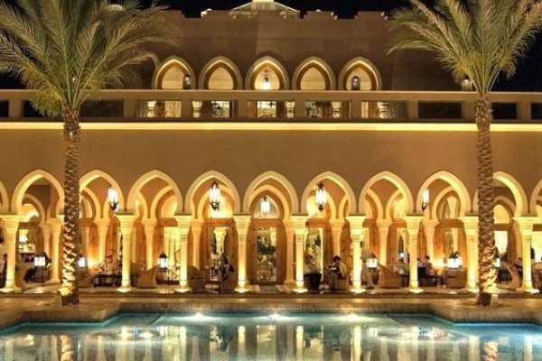Daily tours Egypt HURGHADA AIRPORT TRANSFERS TO LUXOR