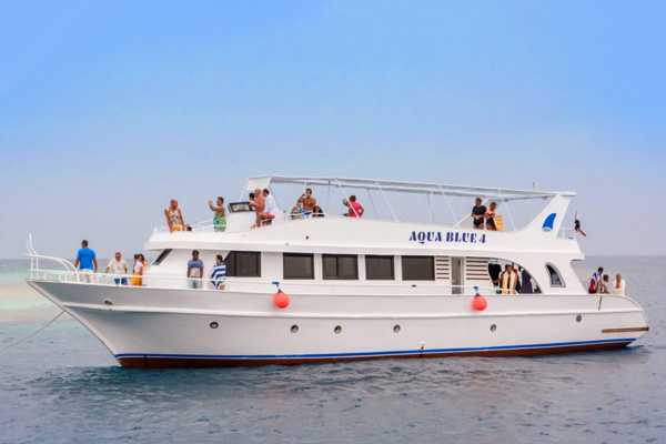Egypt Tour packages Private boat trip to Hamata island from El Quseir