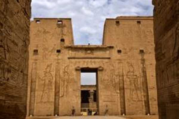 Bastet Travel Egypt Day Trip to Kom Ombo and Edfu temples from Aswan