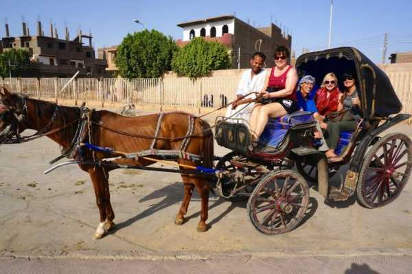 Bastet Travel Egypt Aswan City Tour by Horse Carriage
