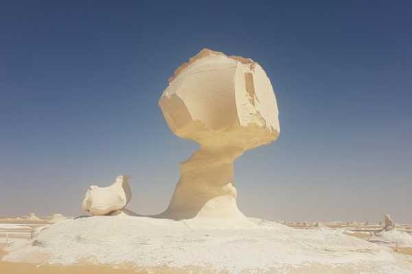 Egypt Tour packages 10 Day Egypt Itinerary with Nile cruise with white desert
