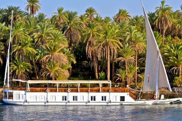 Egypt Tour packages 8-Day Luxury Egypt Tour: Cairo, Dahabiya Cruise & Red Sea