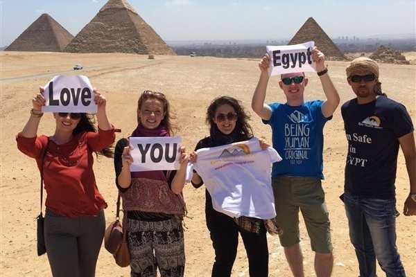 EMO TOURS EGYPT Presupuesto Tour a El Cairo y Luxor en dos días desde Hurghada