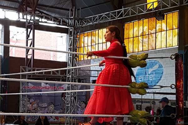 buhostours Cholitas Wrestling