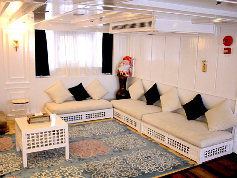Egypt Tour packages Modern Luxury & Private Sailing