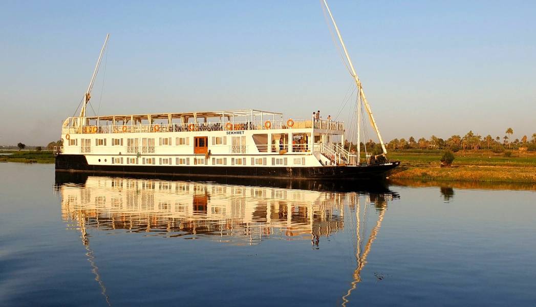 Egypt Tour packages Modern Luxury & Private Sailing