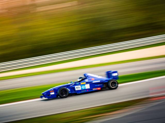 BuggyPark by HB-Adventure Switzerland Legendcars und Formula 4 Racing