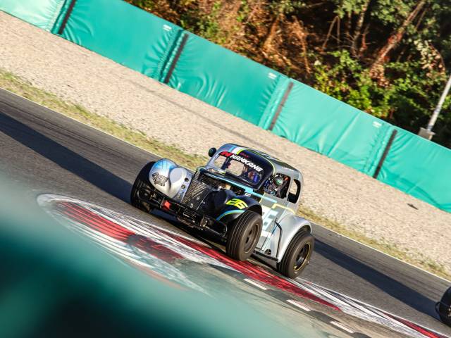 BuggyPark by HB-Adventure Switzerland Legendcars und Formula 4 Racing