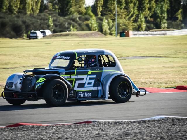 BuggyPark by HB-Adventure Switzerland Legendcars und Formula 4 Racing