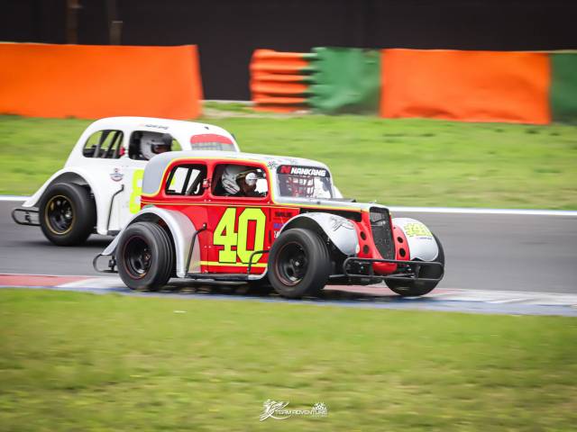 BuggyPark by HB-Adventure Switzerland Legendcars und Formula 4 Racing