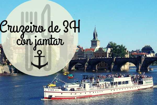  PASSEIO DE BARCO POR PRAGA COM JANTAR