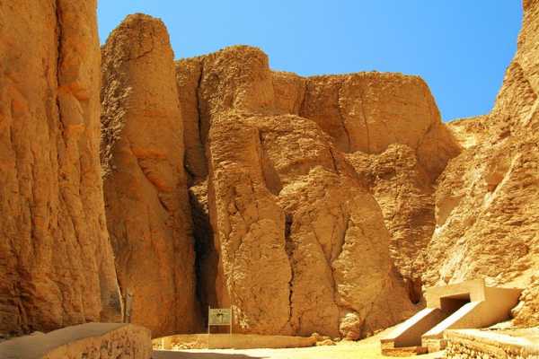  The Valley Of The Kings