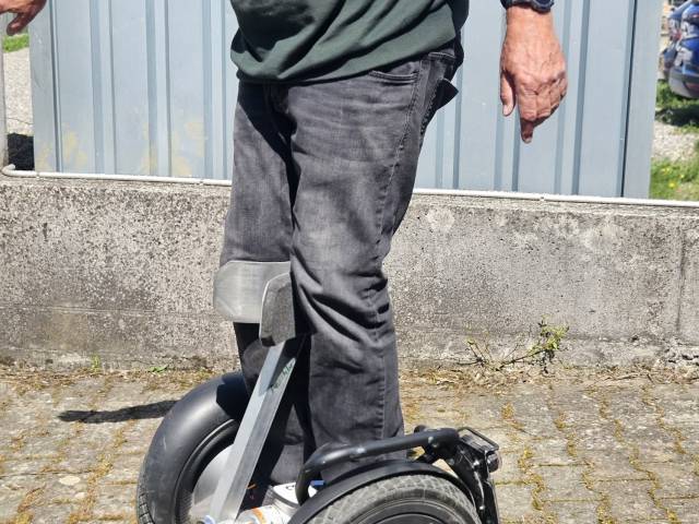 Segway City Tours by HB-Adventure Gebrauchte Original Segway PT i2